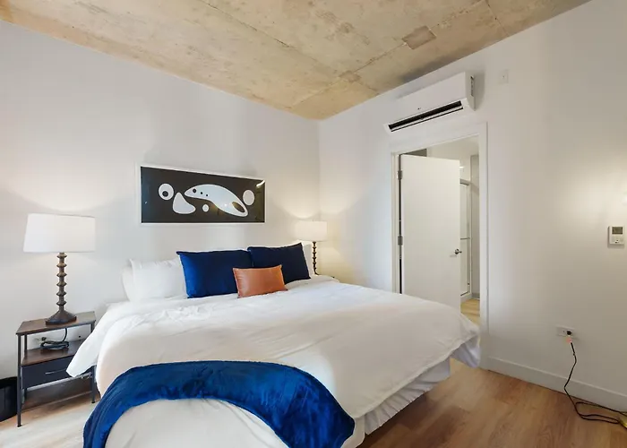 Hotel Sophisticated 4br - Modern And Luxurious