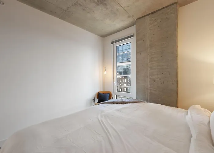 Hotel Sophisticated 4br - Modern And Luxurious