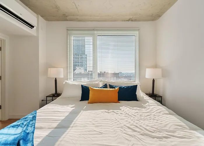 Sophisticated 4br - Modern And Luxurious Hotel Chicago